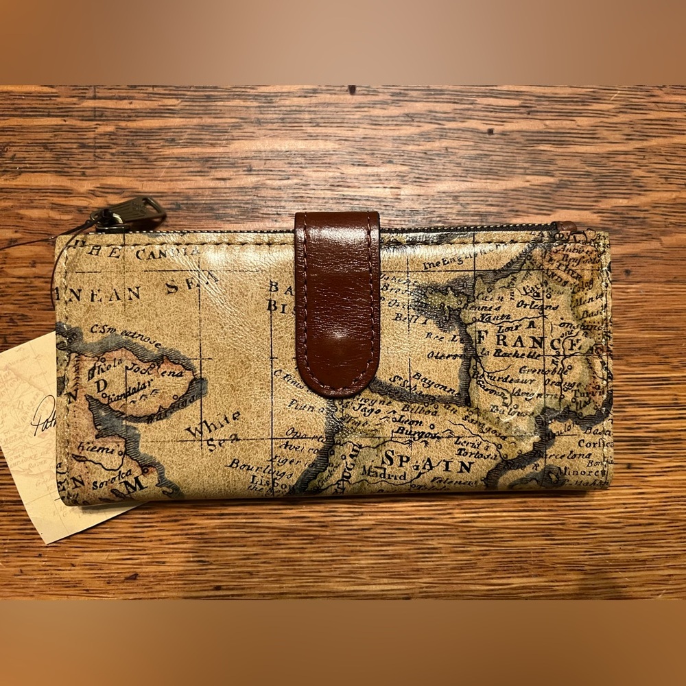 Patricia Nash Nazari Wallet
